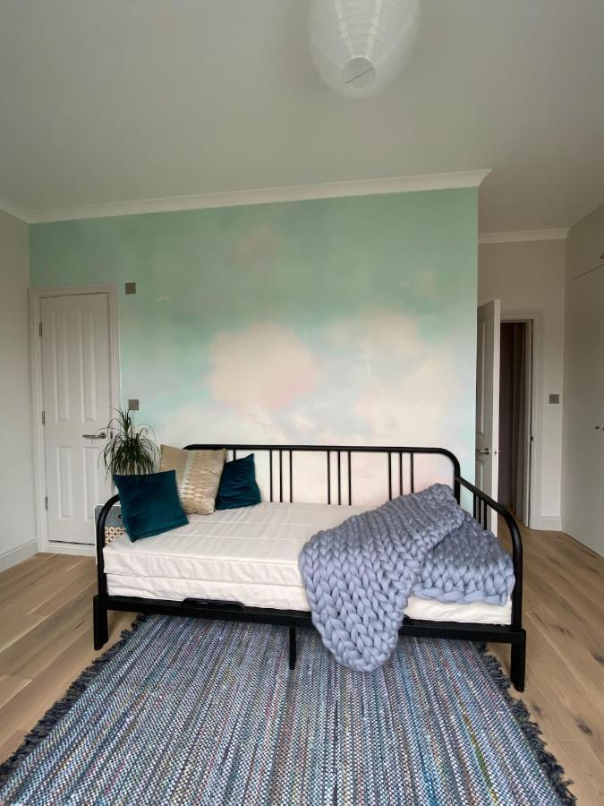 Bright & Beautiful Loft 10Mins To Shoreditch Лондон Екстериор снимка