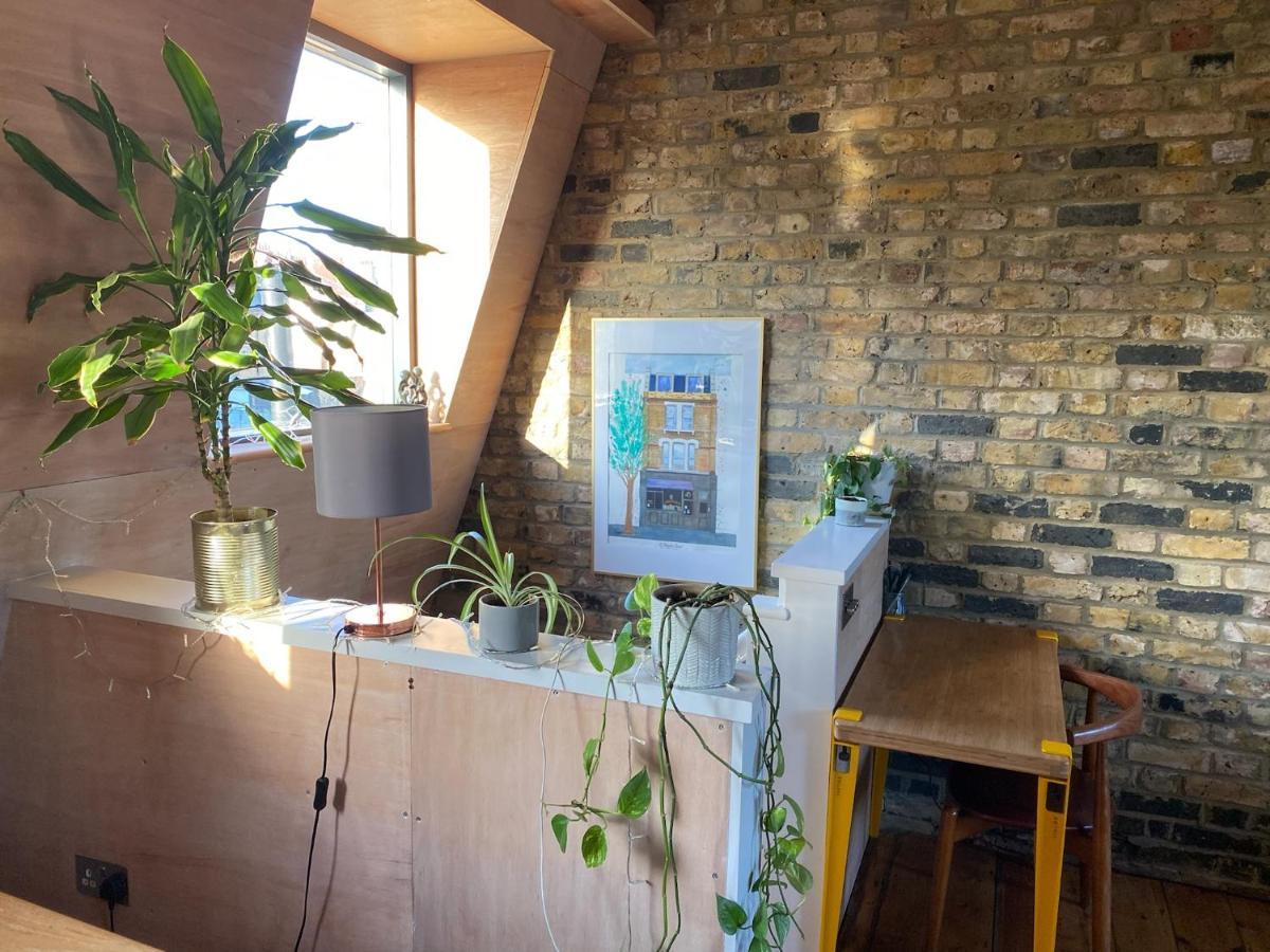 Bright & Beautiful Loft 10Mins To Shoreditch Лондон Екстериор снимка